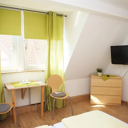 Отель Berne's Altstadthotel 3*